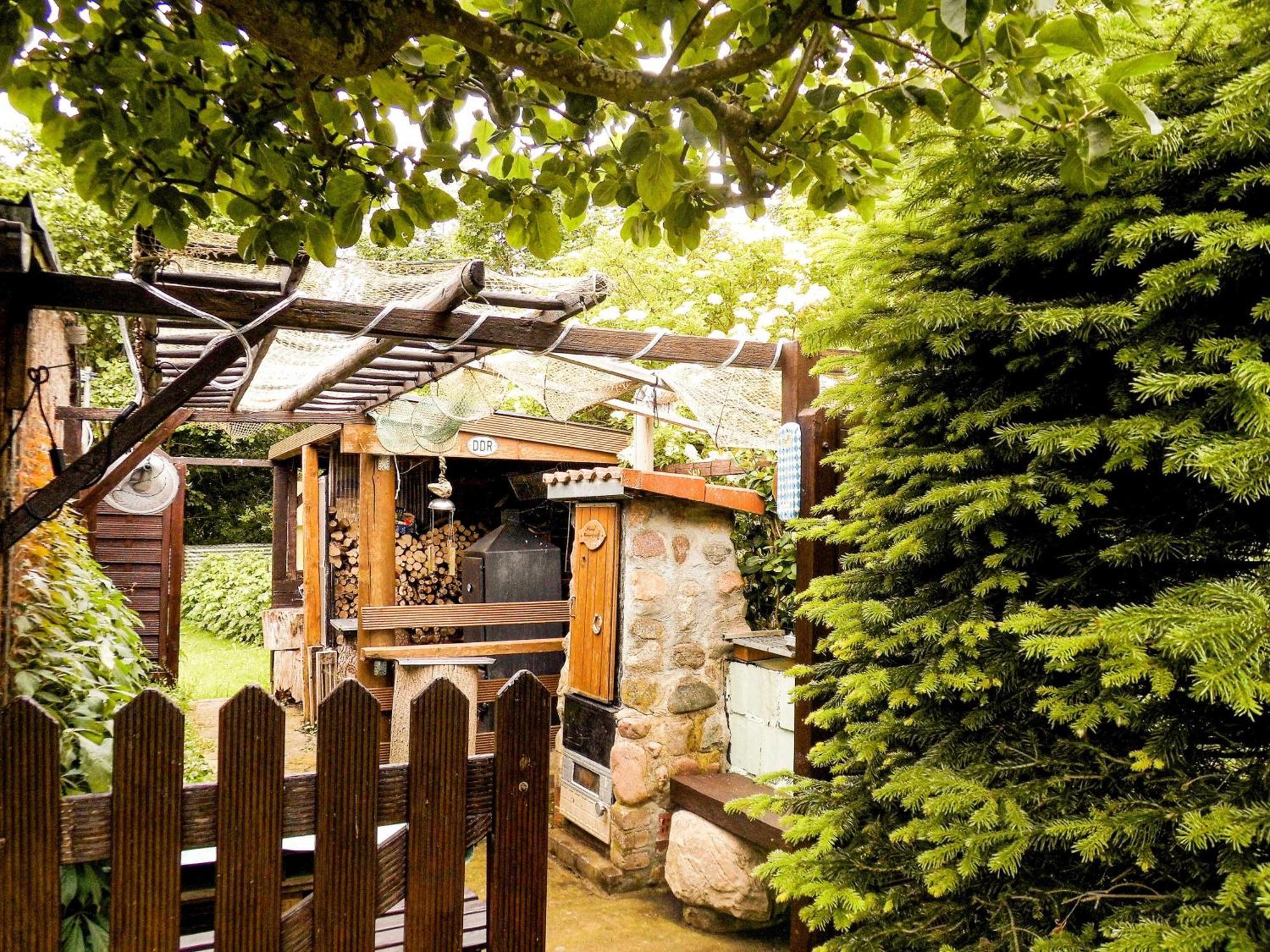 Bungalow Und Ferienwohnung Auf Ruegen Kluis ภายนอก รูปภาพ