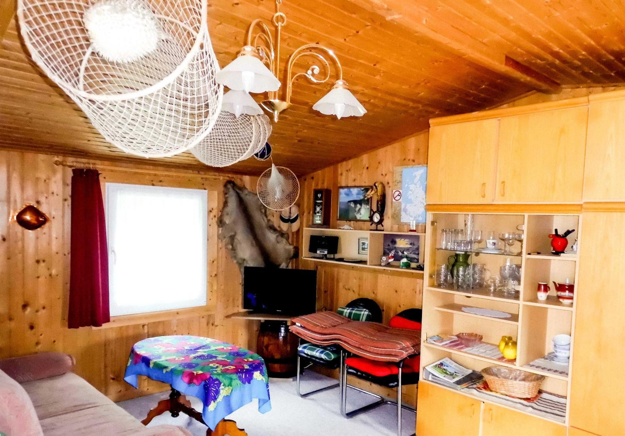 Bungalow Und Ferienwohnung Auf Ruegen Kluis ภายนอก รูปภาพ